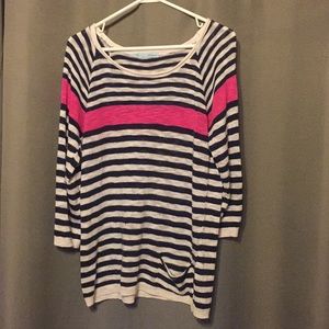 Maurice’s white navy sweater